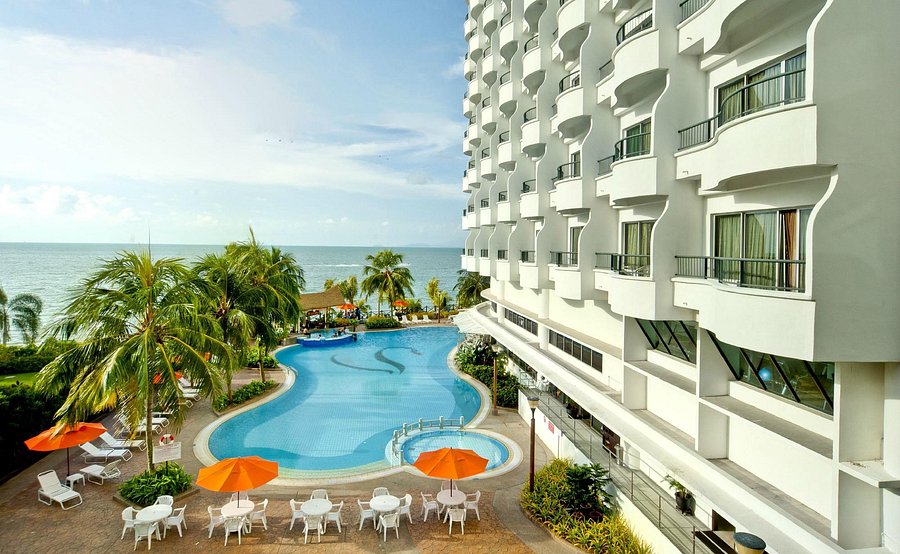 FLAMINGO HOTEL